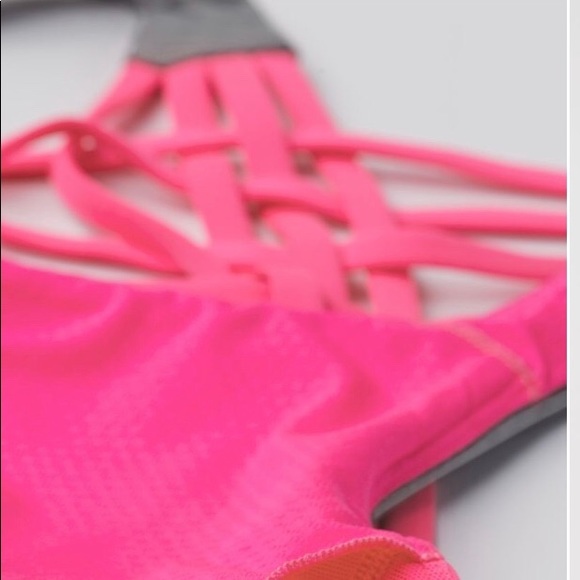 Lululemon Wild Tank Sz 8 light luon - Picture 3 of 4